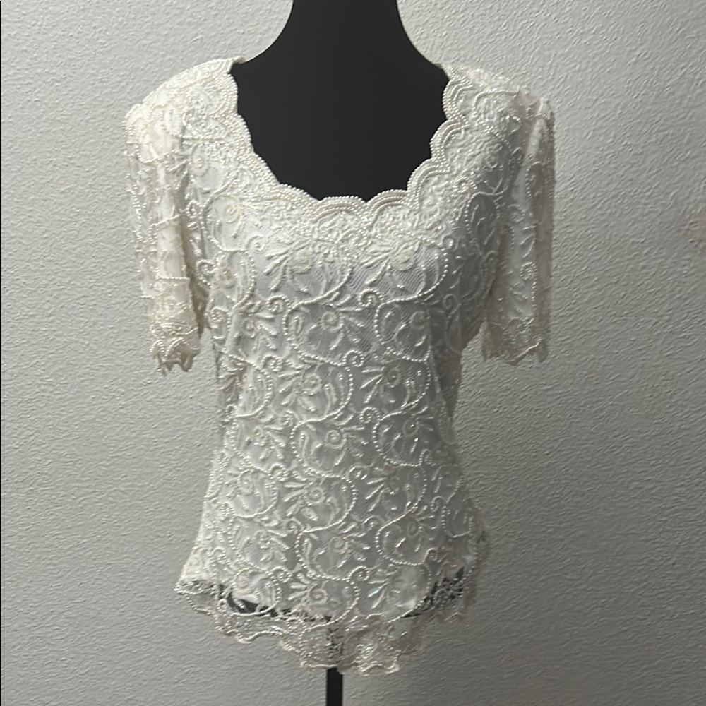 Chic Ivory Lace Women's Blouse